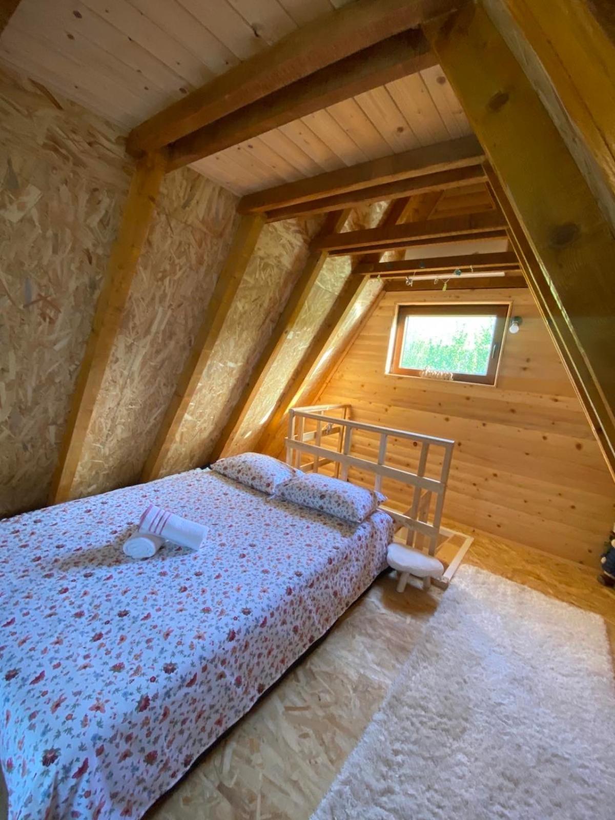 Vikendica Harbas Villa Cazin Luaran gambar