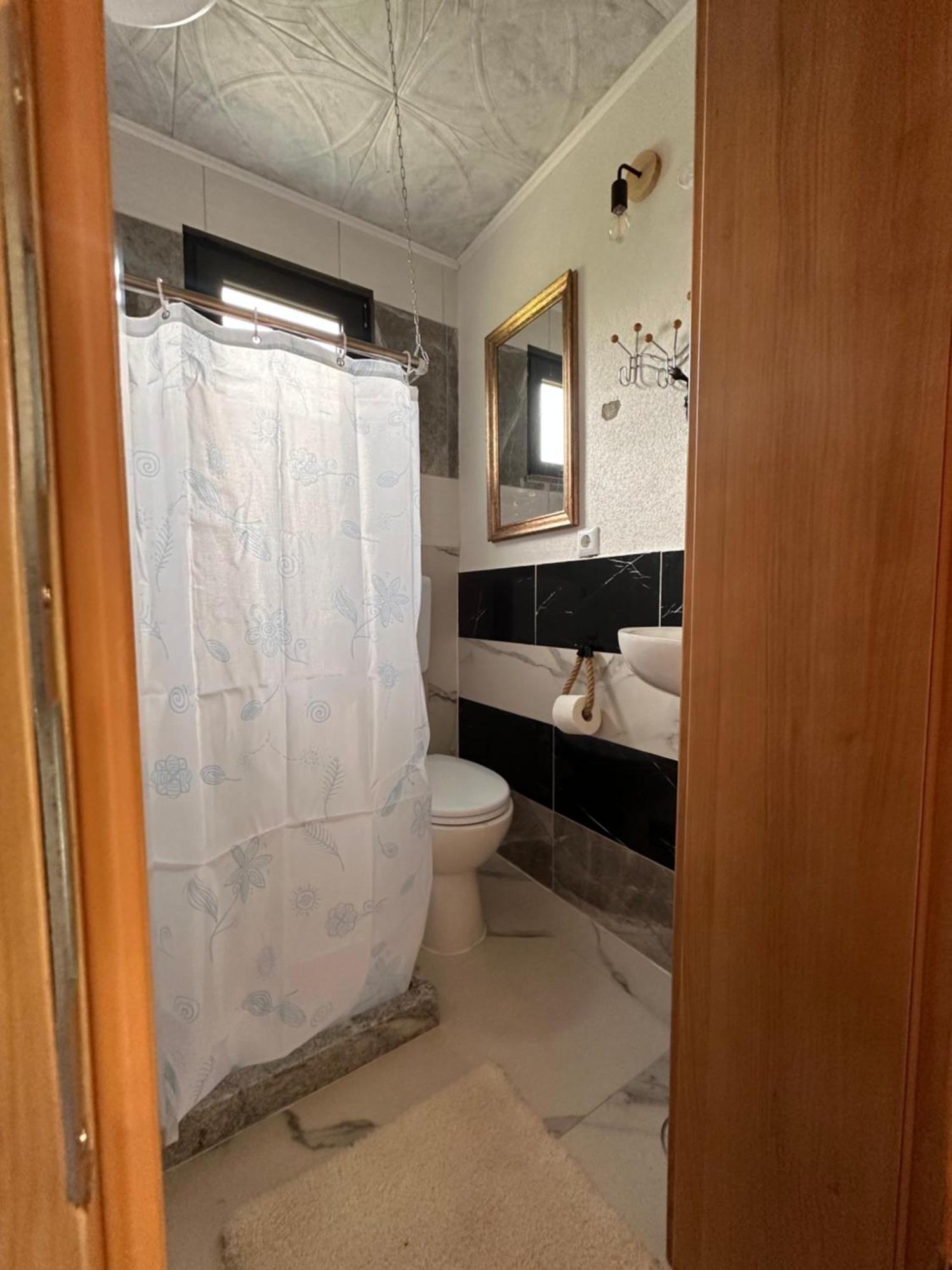 Vikendica Harbas Villa Cazin Luaran gambar